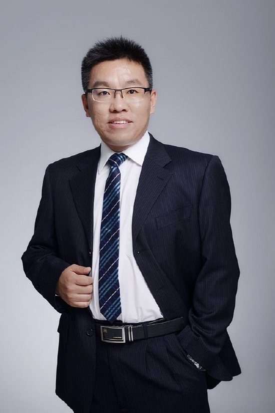 中证A500ETF基金“百团大战”热闹非凡！华林证券贾志：基于沪深300的成功，中证A500更有想象力