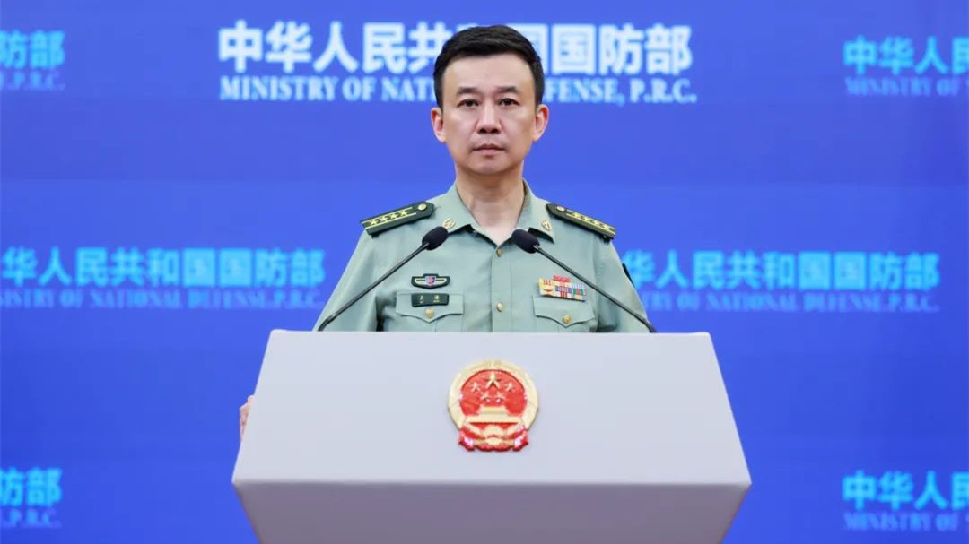 国防部新闻发言人吴谦就美国新一轮对台售武答记者问